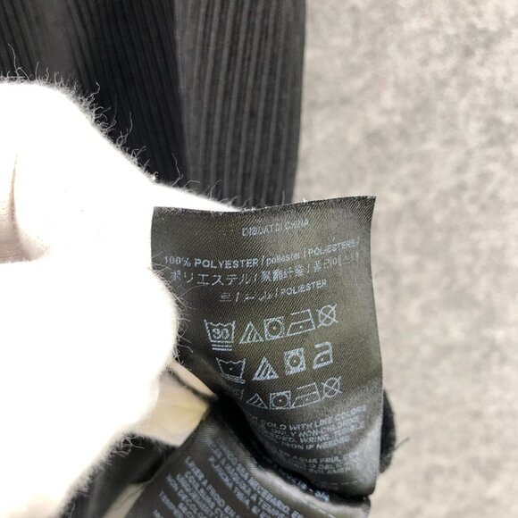 Guess Womens Black Accordion Pleat Off Shoulder Top Flutter Sleeve Size XS - Picture 8 of 10